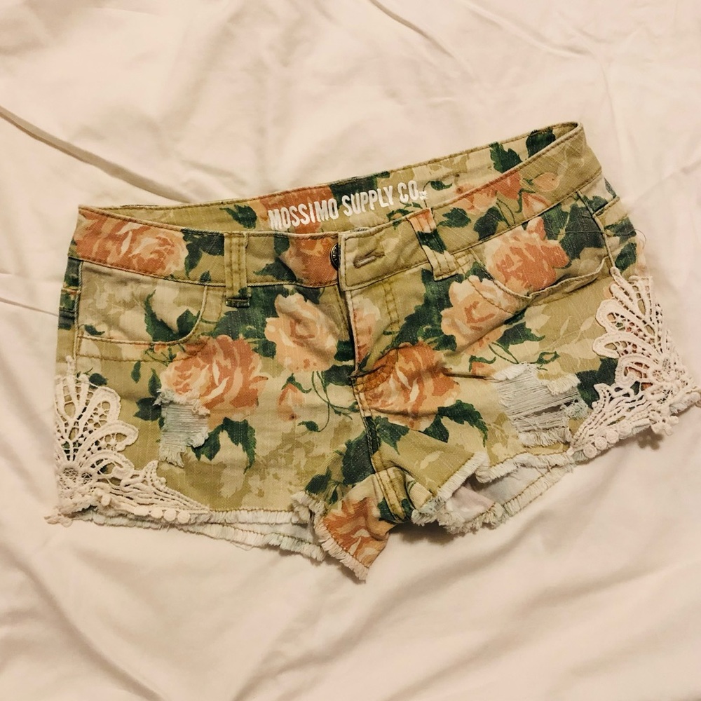 Flower shorts